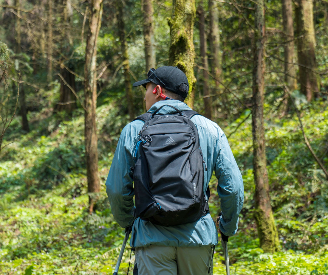 hiking headphone